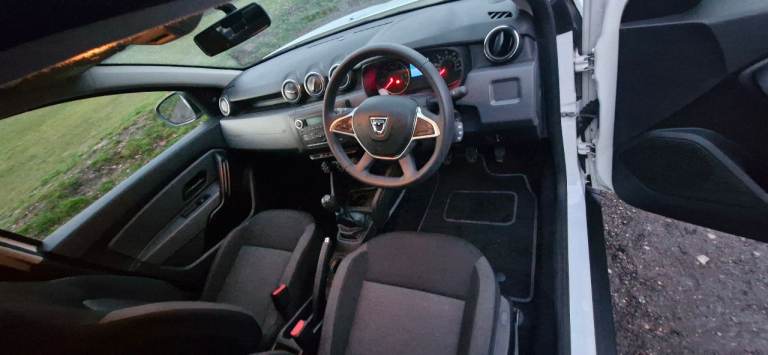 Dacia, DUSTER, Hatchback, 2021, Manual, 999 (cc), 5 doors