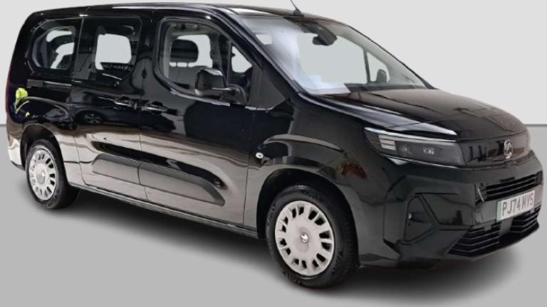 2024 Vauxhall Combo Life 100kW Design XL 52kWh 5dr Auto [7 Seat] MPV ELECTRIC Automatic