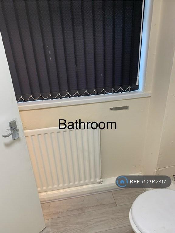 1 bedroom flat in Blind Lane, Sunderland, SR3 (1 bed) (#2942417)