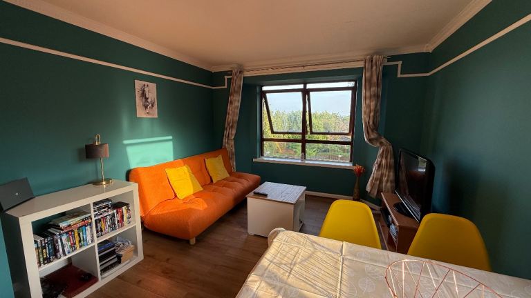 2 bedroom Flat for Rent. Scoutston