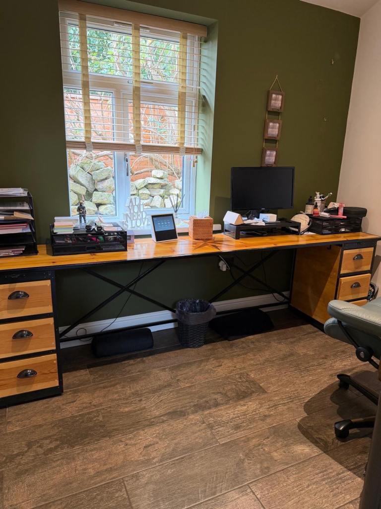 Large Wooden Office Desk with Drawers – Good Condition