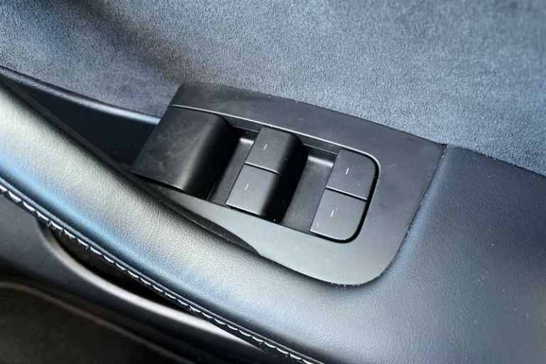 2023 Tesla Model Y Long Range AWD 5dr Auto MPV ELECTRIC Automatic