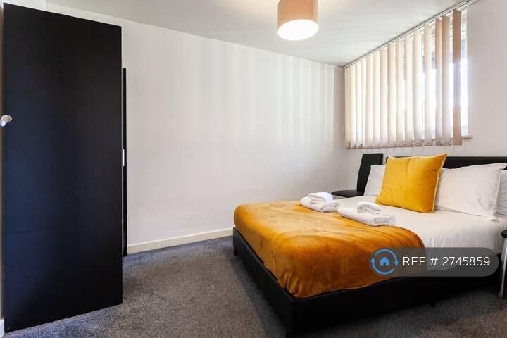 1 bedroom in Trinity Court, Manchester, M15 (#2745859)