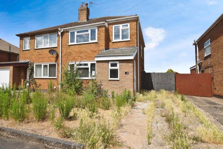 3 Bedroom House in LE4 4FG for Rent