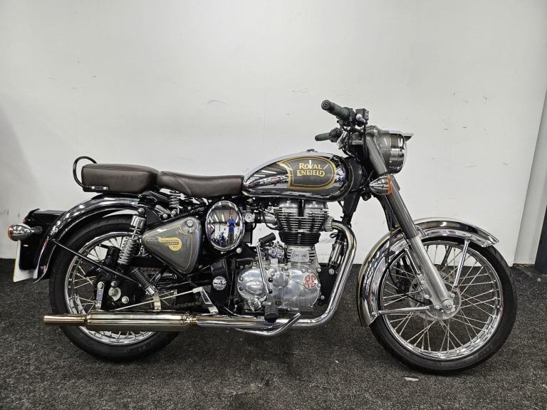 ROYAL ENFIELD CLASSIC 500 CHROME ** LOW MILEAGE - CENTRE STAND - 12 MONTH MOT **
