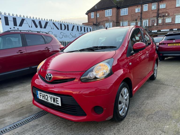 2012 Toyota Aygo 1.0 VVT-i + Hatchback 5dr Petrol MultiMode Euro 5 (67 ps)