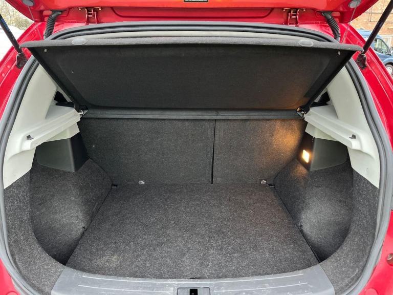 2018 MG/ MGF ZS 1.5 106PS 5 Speed VTi-TECH Excite Euro 6 (s/s) 5dr Red LOW MLS