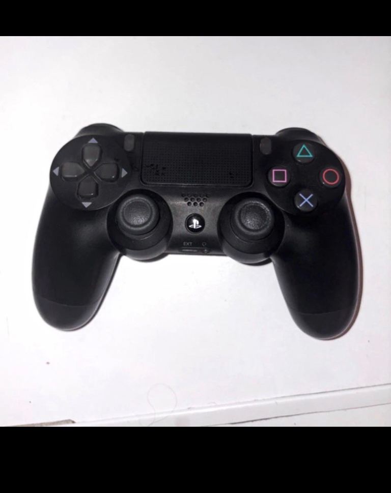 Sony PS4 DualShock 4 Controller – Black, Good Condition