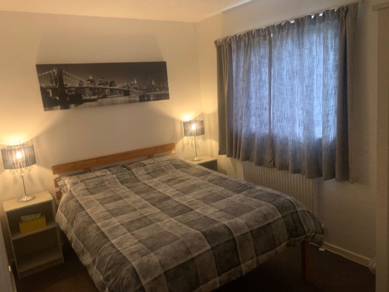 Double Bedroom to Let
