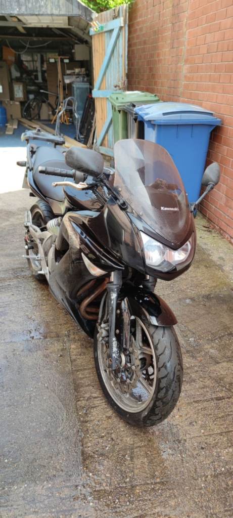 Kawasaki, ER, 2007, 649 (cc)