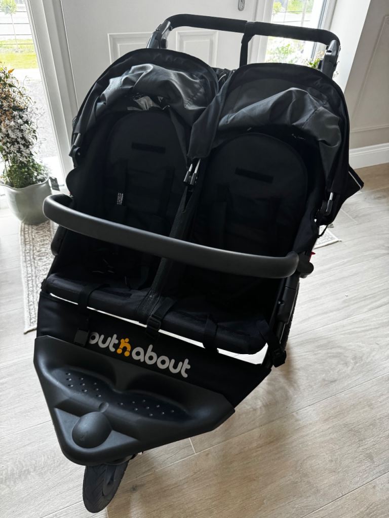 Out n About double nipper pram