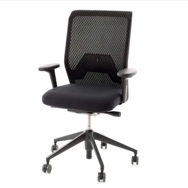 Vitra ID Mesh task chair with 2D armrests