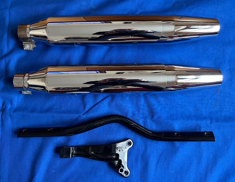 Harley Davidson mufflers/silencers for Dyna/Softail (2007-17)