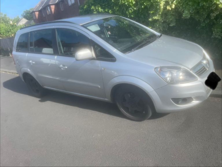 Vauxhall, ZAFIRA, MPV, 2012, Manual, 1686 (cc), 5 doors