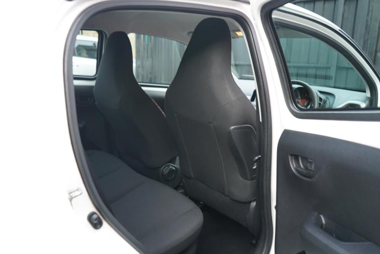 2015 Citroen C1 1.2 PureTech Feel Hatchback 5dr Petrol Manual Euro 6 (82 ps)