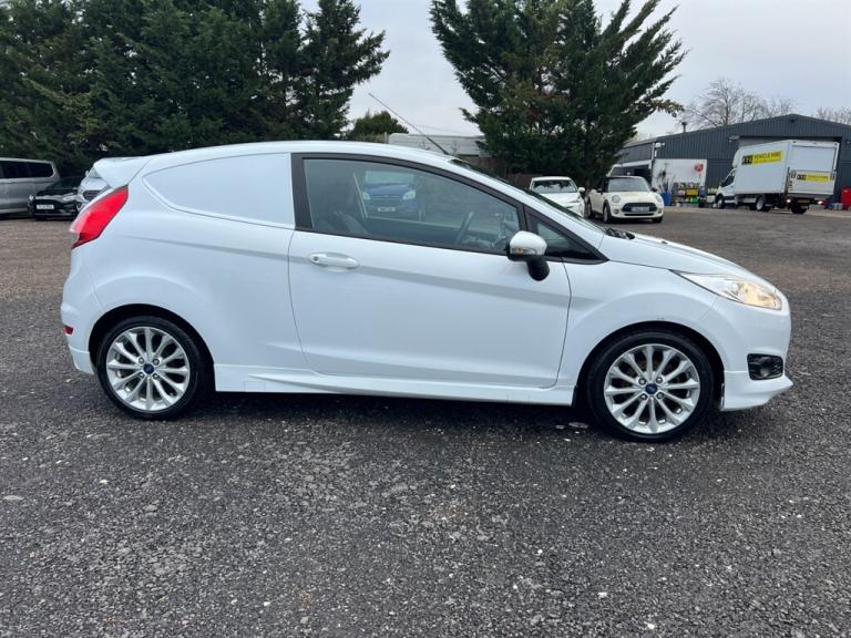 2016 Ford Fiesta SPORT TDCI Car Derived Van Diesel Manual