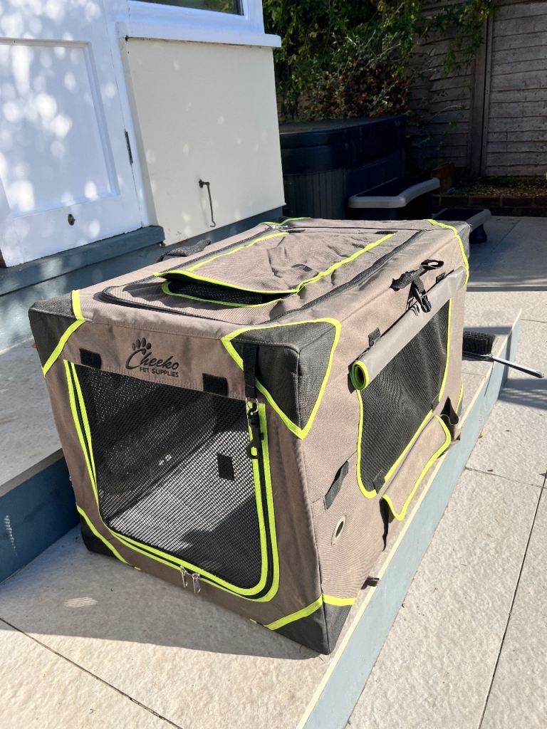 Cheeko Pet Carrier