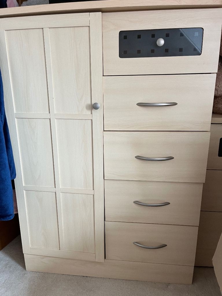 4 piece bedroom set. 