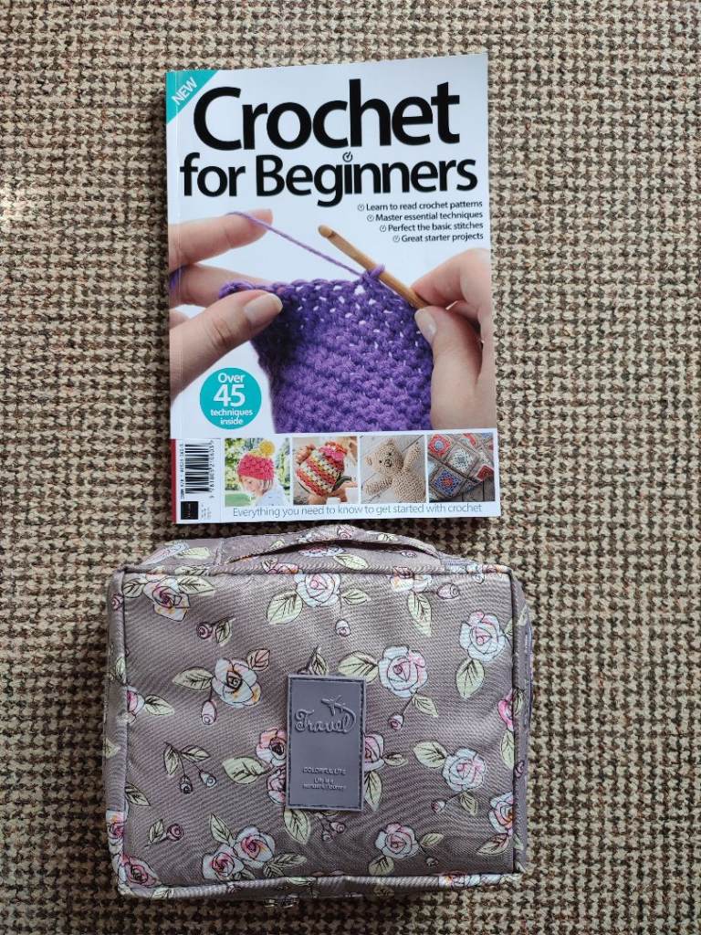 Crochet Starter Kit with Magazine & Tools 