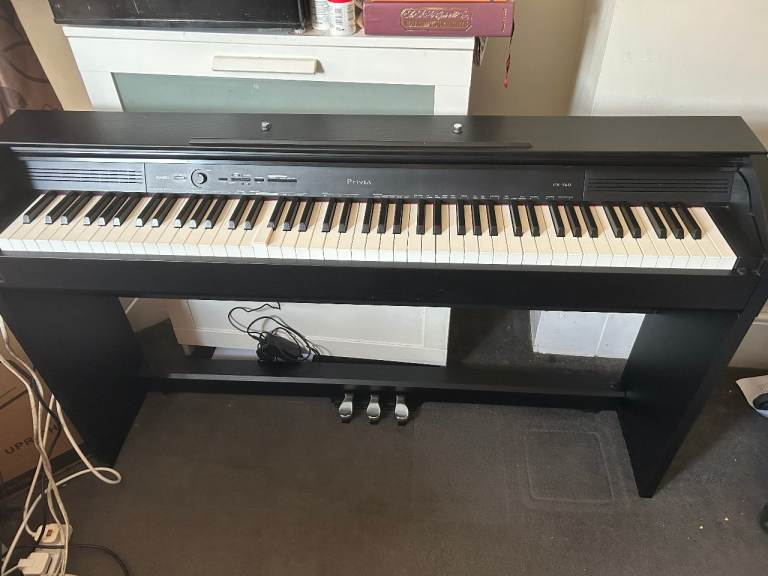 Urgent Sale :Casio Privia PX -760 Digital Piano - Fully Functional (1 Key Issue). 