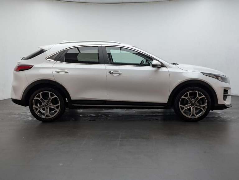 2022 Kia XCeed 1.5 T-GDi 3 SUV 5dr Petrol Manual Euro 6 (s/s) (158 bhp) - SAT NAV + PRIVAC HATCHB...