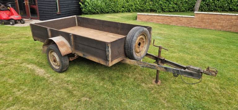 Trailer