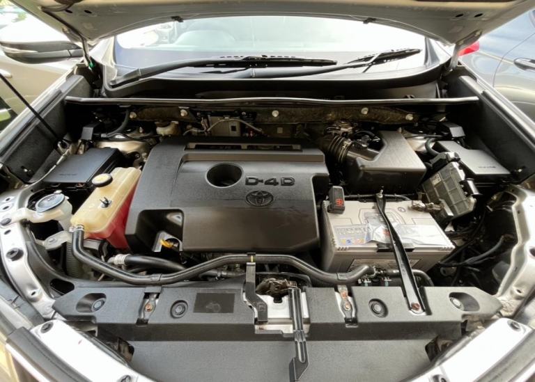 2014 (64) TOYOTA RAV4 2.2 D-4D INVINCIBLE 12 SERVICES! RUNS/DRIVES GREAT! LOVELY