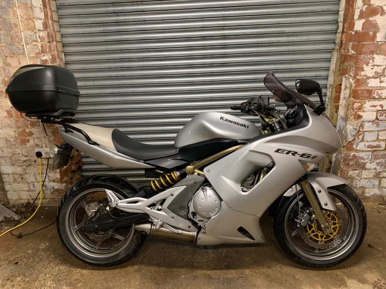 2006 Kawasaki EX 650 A6F / ER-6F SPORTS COMMUTER MOTORCYCLE (LONG MOT)