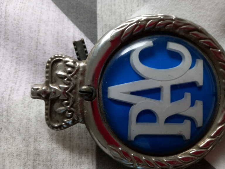  VERY OLD R.A.C car grill badge