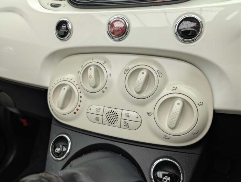 2018 Fiat 500 1.2 Collezione 2dr CONVERTIBLE PETROL Manual