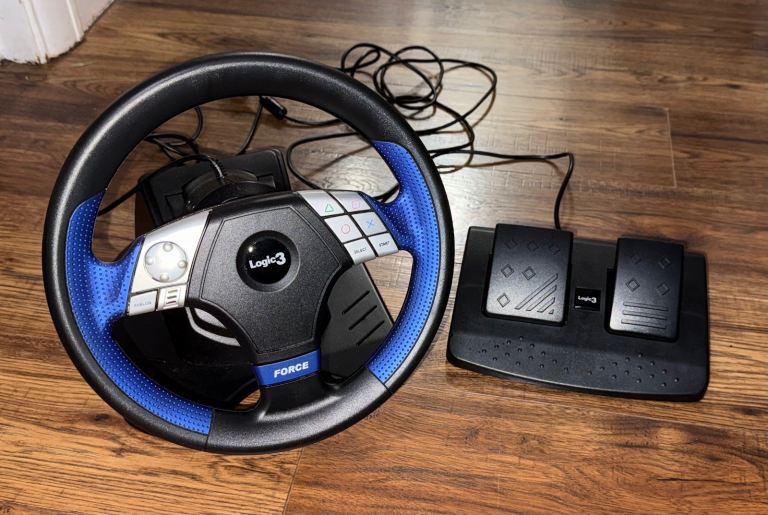 Logic 3 top force racing wheel for ps2