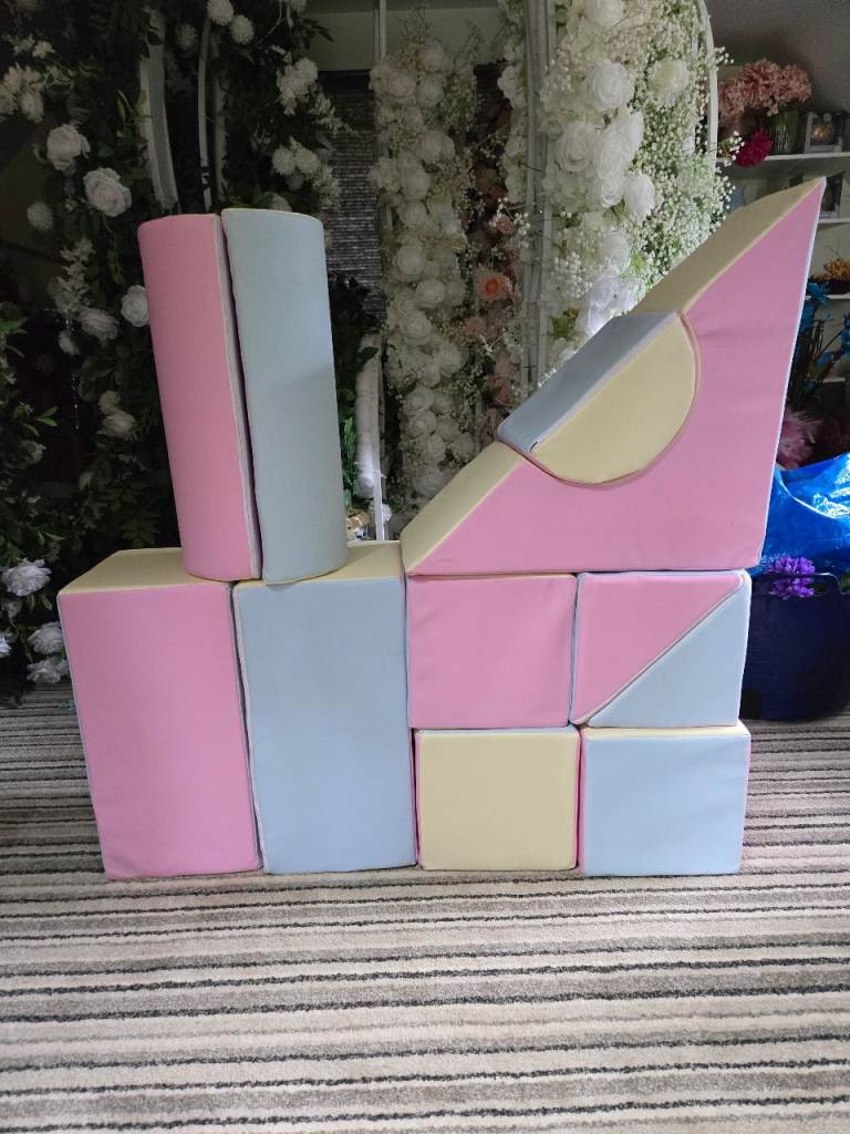 Baby Soft Play Blocks – Multicoloured, Good Condition