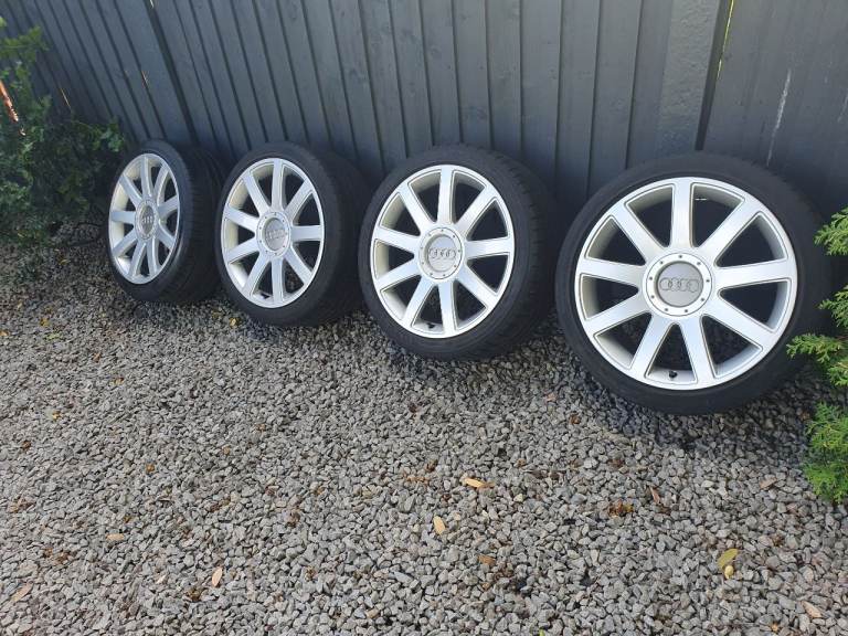 Genuine Audi TT Mk1 98-06. 18 inch REFURBISHED Alloy wheels with Dunlop Sportmax tyres 