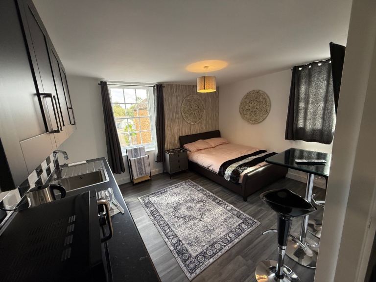 Canterbury Small one bedroom flat 