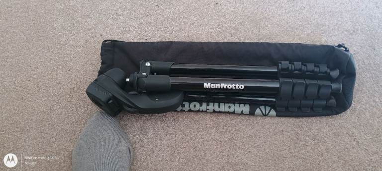 Manfrotto Tripod ideal for beginners to photography 