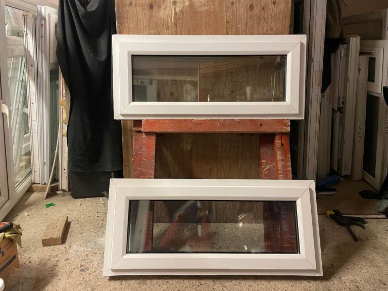 image for H 43 x W 99 cm - MATCHING PAIR - UPVC DOUBLE GLAZED WINDOWS - £90 EACH (REF: SJ469H PAIR)
