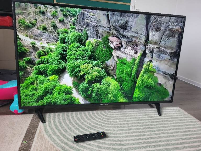 60 inch 4K Ultra HD Smart TV - need firestick - Delivery Available