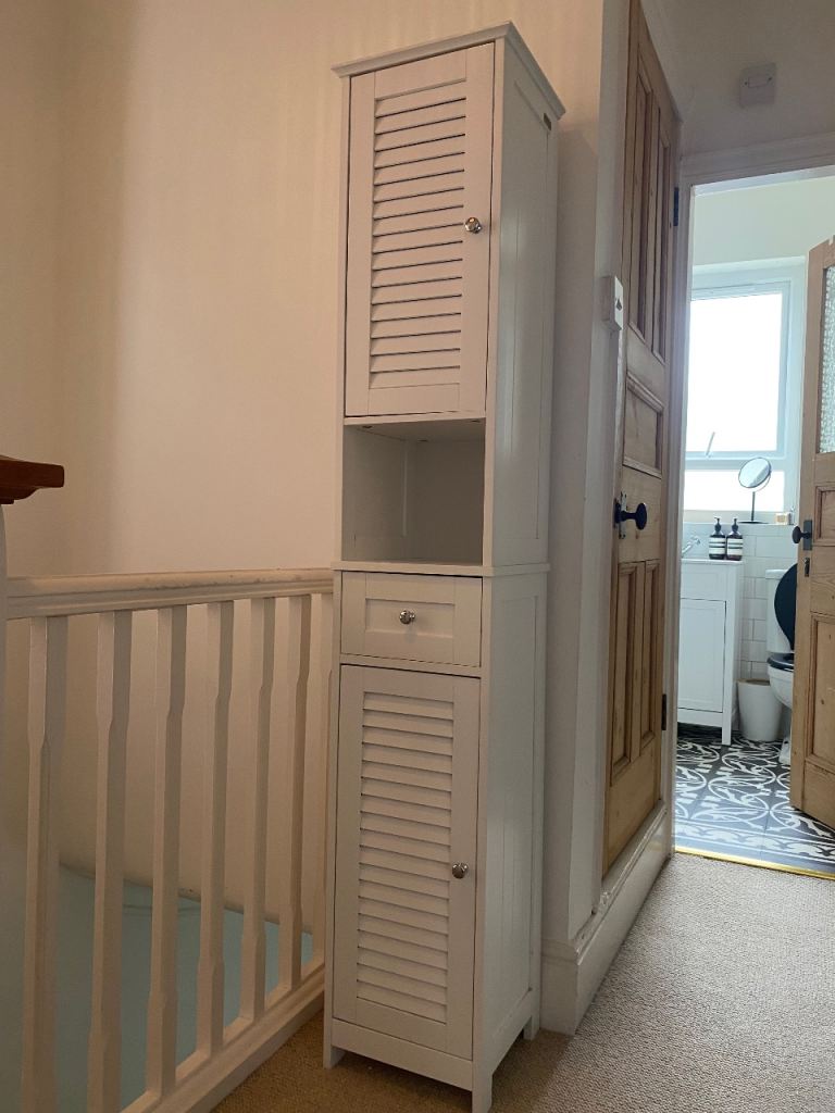 Bathroom wardrobe unit - Tall Boy