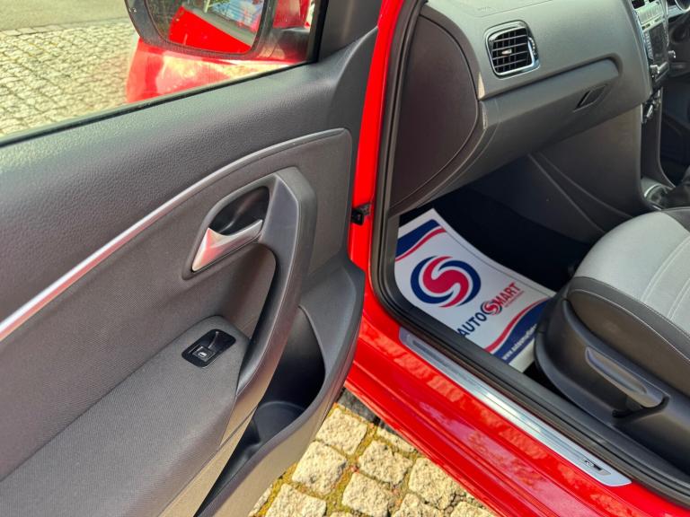 2016 Volkswagen Polo 1.2 TSI R-Line 5dr HATCHBACK Petrol Manual