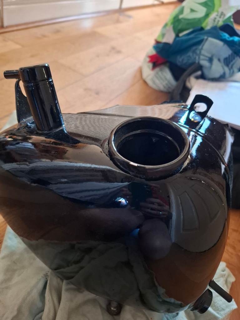 Triumph  pre unit  1960 oil tank 