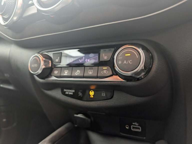 2019 Nissan Juke 1.0 DIG-T Tekna+ SUV 5dr Petrol Manual Euro 6 (s/s) (117 ps) - Parking Came HATC...