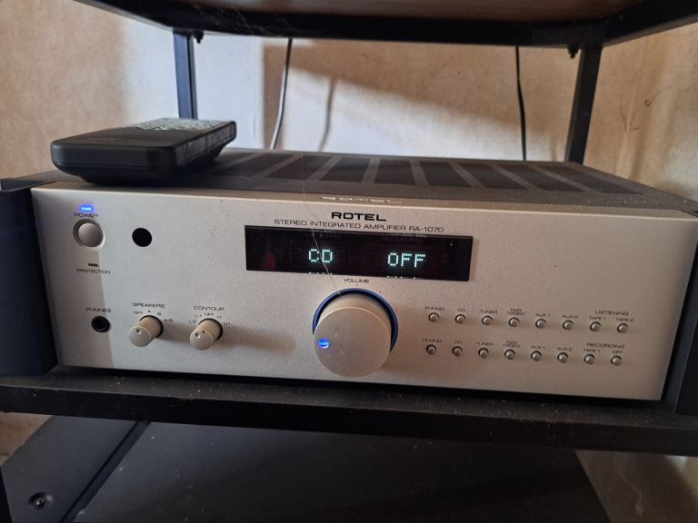 Rotel RA-1070 Integrated Stereo Amplifier. Rare