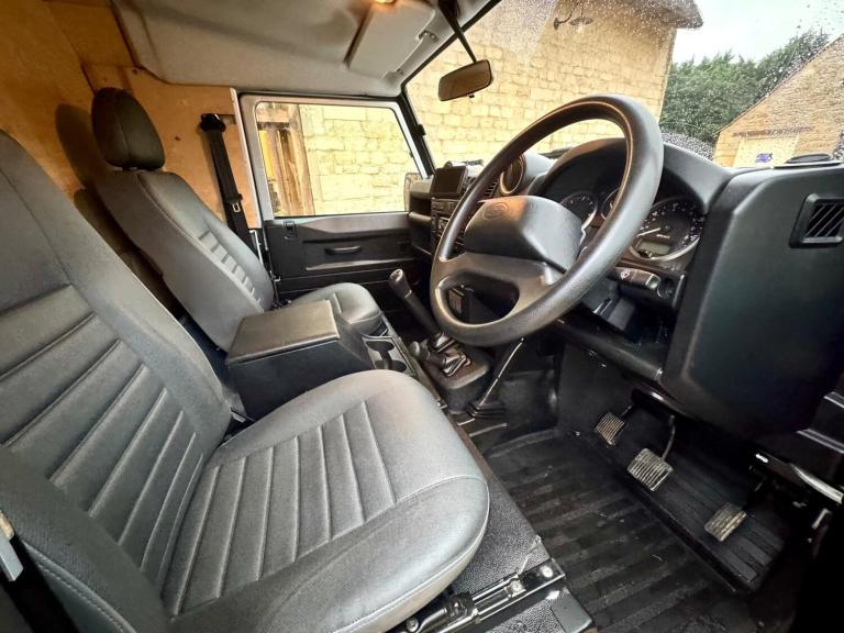 2015 Land Rover Defender Hard Top TDCi [2.2] PANEL VAN Diesel Manual