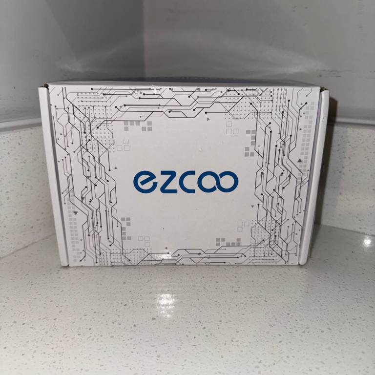Share EZCOO 2-Port Dual Monitor HDMI KVM Switch