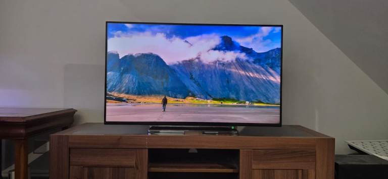 43 inch 4K Toshiba LED Smart TV