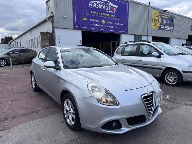 2011 Alfa Romeo Giulietta 1.4 TB MultiAir Lusso Euro 5 (s/s) 5dr HATCHBACK Petrol Manual