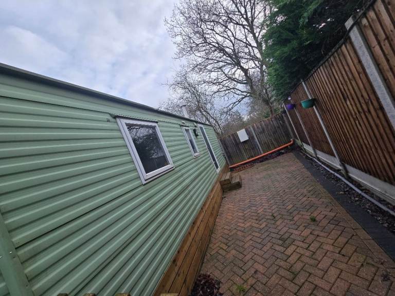 Mobile home / caravan