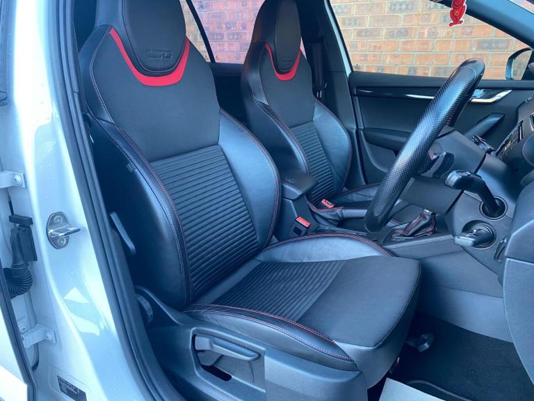 2016 Skoda Octavia 2.0 TDI vRS DSG 4WD Euro 6 (s/s) 5dr ESTATE Diesel Automatic