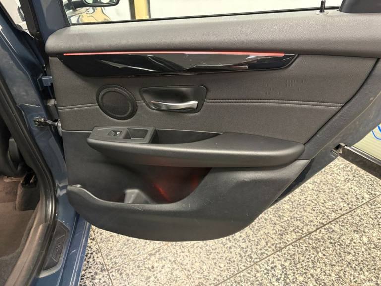 2015 BMW 2 Series Active Tourer 1.5 216d Sport MPV 5dr Diesel Manual Euro 6 (s/s) (116 ps) MPV Di...