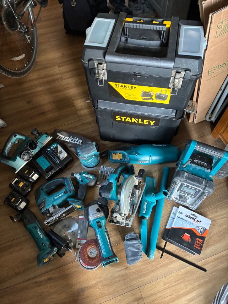 Makita LXT Cordless power tool set